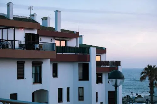 Contemporary Oceanside Rooftop