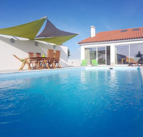 Nira House Luxury & Simplicity