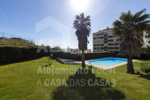 Sonho Azul Apartment by ACasaDasCasas