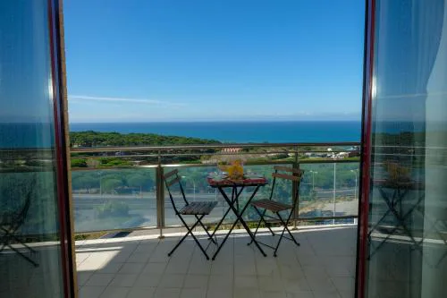 Summer in Paradise - Sea View and Pool in Ericeira