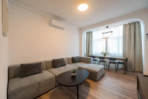 Estoril Gem - Cosy, Spacious & Close to the Beach