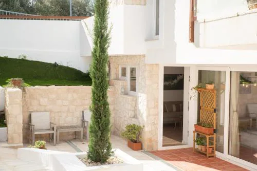 Relax House