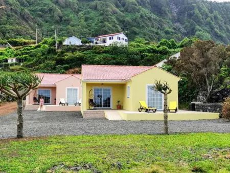 Houses of Eira Velha