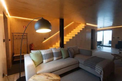 QUO Furnas Boutique House