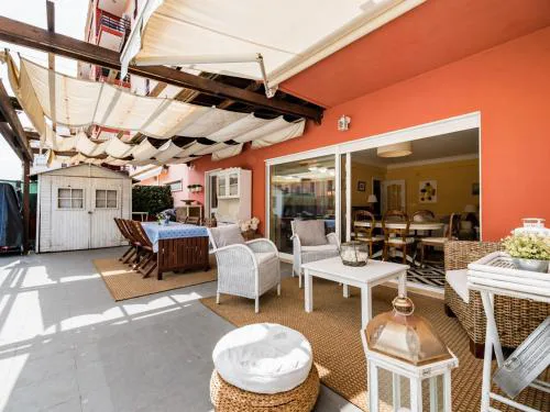 Lisbon Coast, 3 bedroom apartment with large terrace