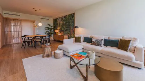 3BDR Upscale Apartment by LovelyStay