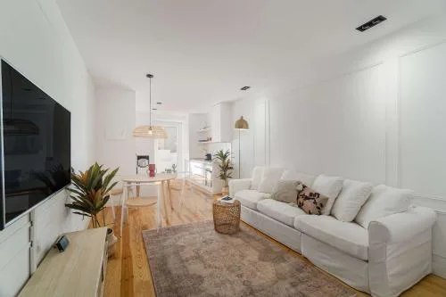 Ajuda Cozy Retreat with Patio