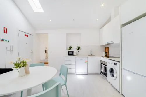Alcantara Charm 3BR Apartments