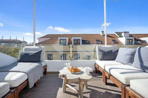 Alcântara Sunny Terrace Apt by Lisbeyond