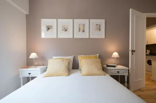 Alfama Bright Apartment