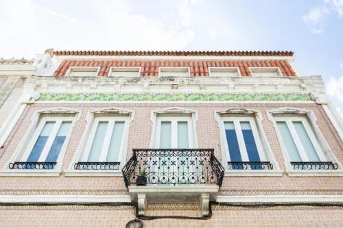 Ambassador Balcony Suites