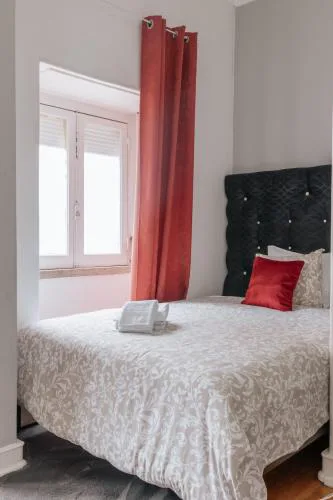 Aquilla's Family Room 101 by Mycelia