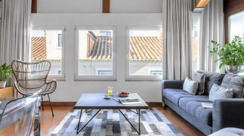 Architect-Designed Loft in a Historic Hilltop Neighborhood