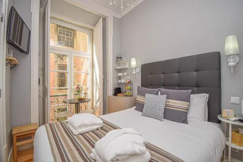 B in B Lisbon Downtown Suites