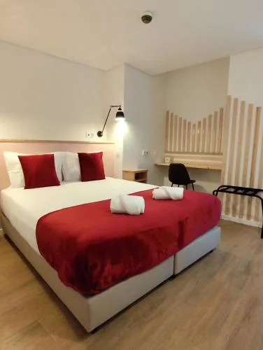 Bacalhoeiros 125 Hotel