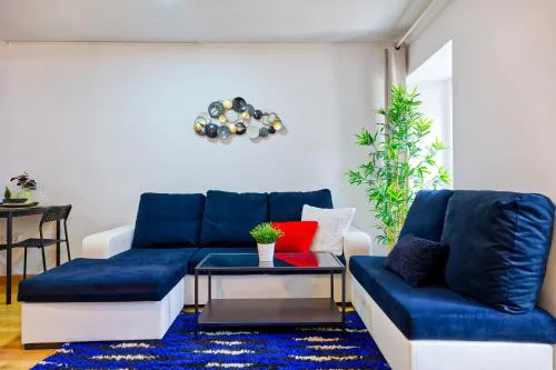Beautiful and spacious flat in the center