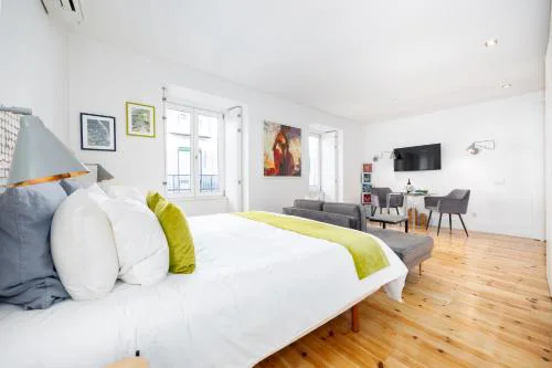 Boutique Apartment in the Heart of Lisbon ! Lemonn B