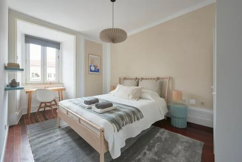 Bright Double Room in a Coliving Apartment