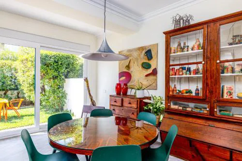 Casa da Laurentina - Lisbon Charm with Pool & Garden