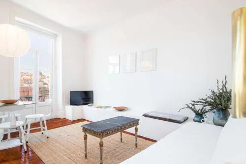 Central Apartment 2 Bedroom with Fast Internet