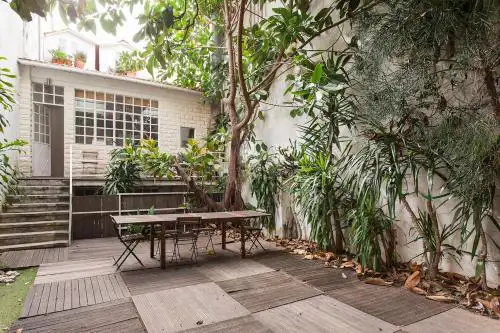 Central, Charming, Quiet, Garden and Parking