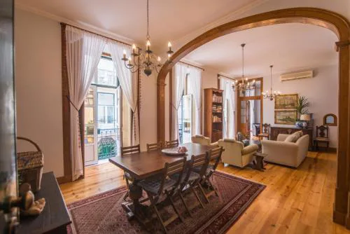 Classic Lisbon Downtown Apartment