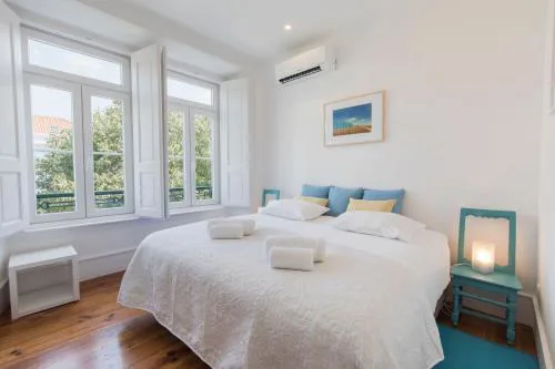 Comfortable Apartment with River View by LovelyStay