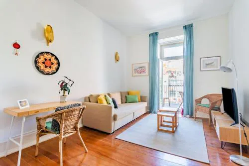 Conde 3BDR Luxury with Balcony