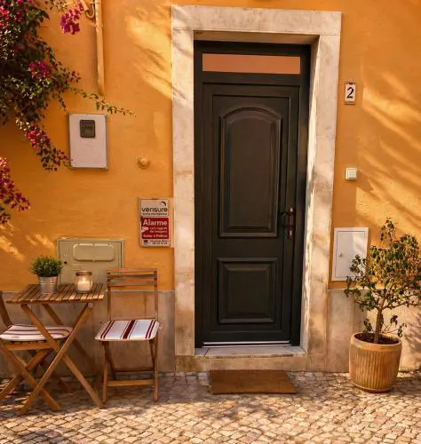 Cozy & Charming Apartment in Estrela