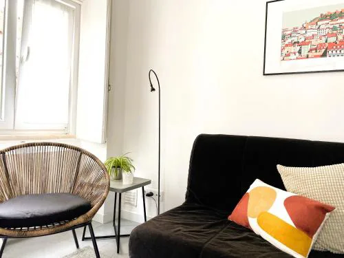 Cozy Flat in Graça