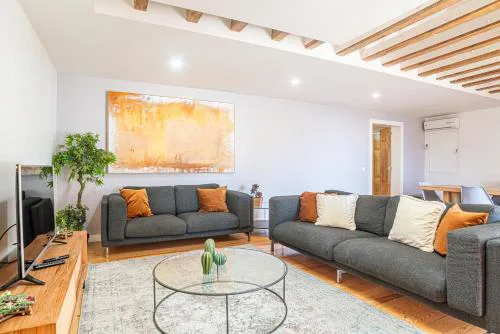 Downtown Seaview Apartment