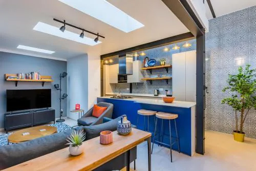 Elegant 2BR + Gourmet Kitchen | Mid-Term Lisbon