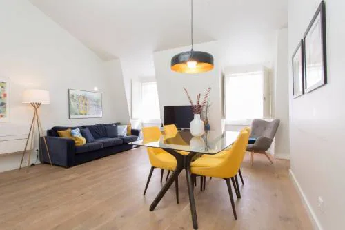 Exclusive Duplex Time Out Market