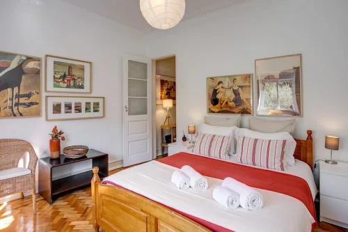 Family Tailor Made Flat in Areeiro