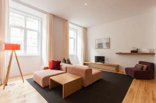 FLH Baixa Spacious Apartment