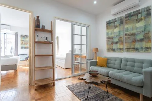 FLH Downtown Central Flat with Balcony