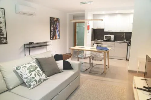 FLH Liberdade Terrace Apartment