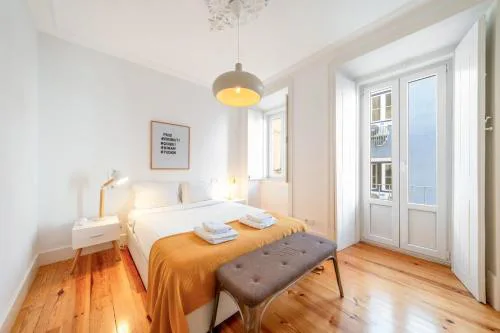 GuestReady - Trendy 2-bed flat w/ seaview in Lapa
