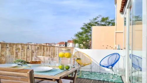 Happy Stay Lisbon - Suite with a view, private terrace & AC