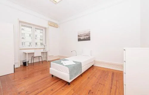 HOUZE Bright apartment near Marquês de Pombal