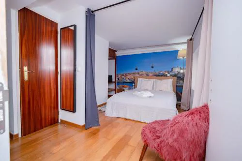 Large 1-Bedroom Duplex Apartment Prime Lisbon Location