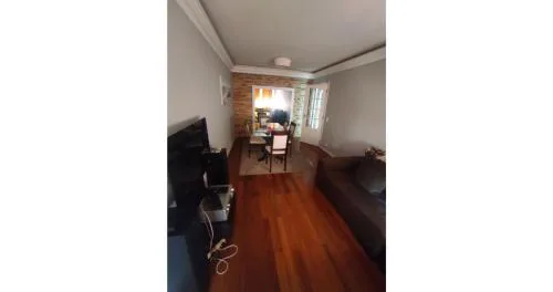 Large Contemporary Apartment with Three-Bedroom