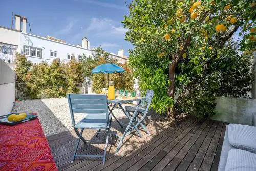 LIKE-HOME-T2 Apt - House Garden