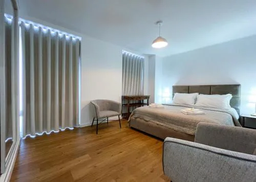 Lisboa Intendente 3Bedroom Apartment with Balcony
