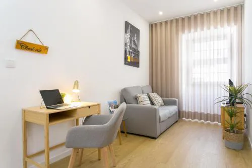 Lisbon City Center Apartment, Walkable, AC&WiFi