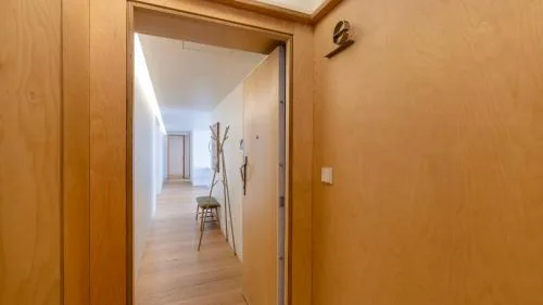 Lisbon Deluxe Apartment by LovelyStay