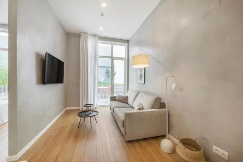 Lisbon Oriente Apartments by Olala Homes