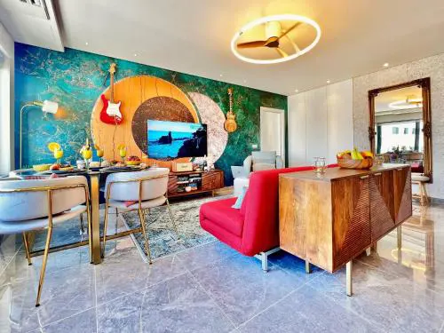 Lisbon Prestige River View Condo by BeCherish