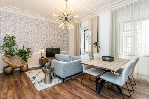 Lively 2-Bedroom Apartment in Iconic Alfama by Lisbeyond