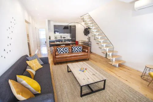 LovelyStay - Cais Apartment River View